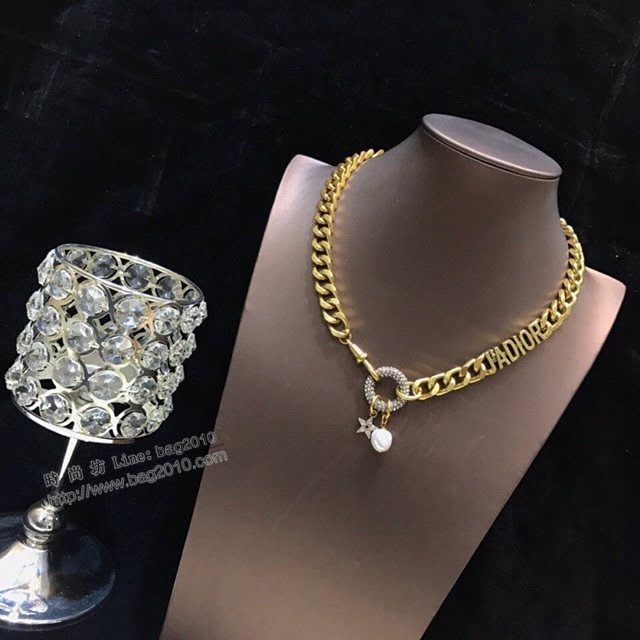Dior飾品 迪奧經典熱銷款復古金色項鏈  zgd1038